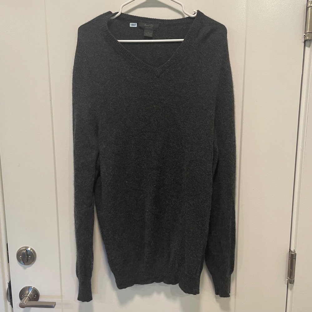 Marshall Field's Cashmere Sweater Mens XL Charcoal Grey V-Neck Pullover Knit